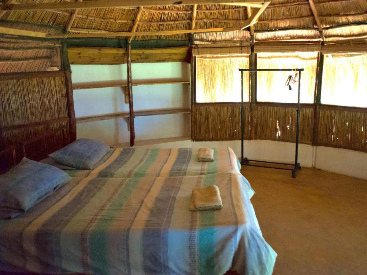 שידנגלי Nhambavale Lodge מראה חיצוני תמונה