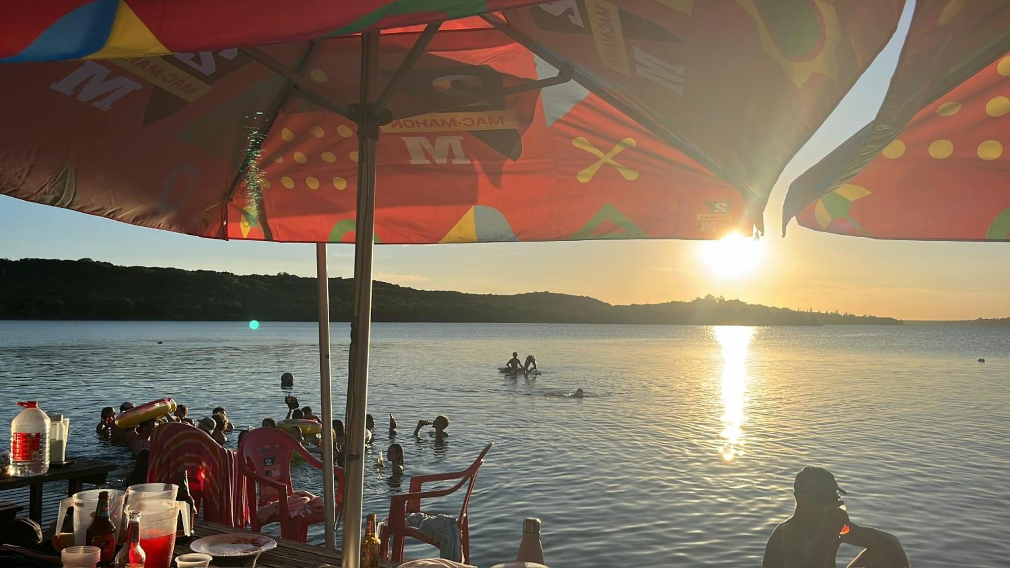 שידנגלי Nhambavale Lodge מראה חיצוני תמונה