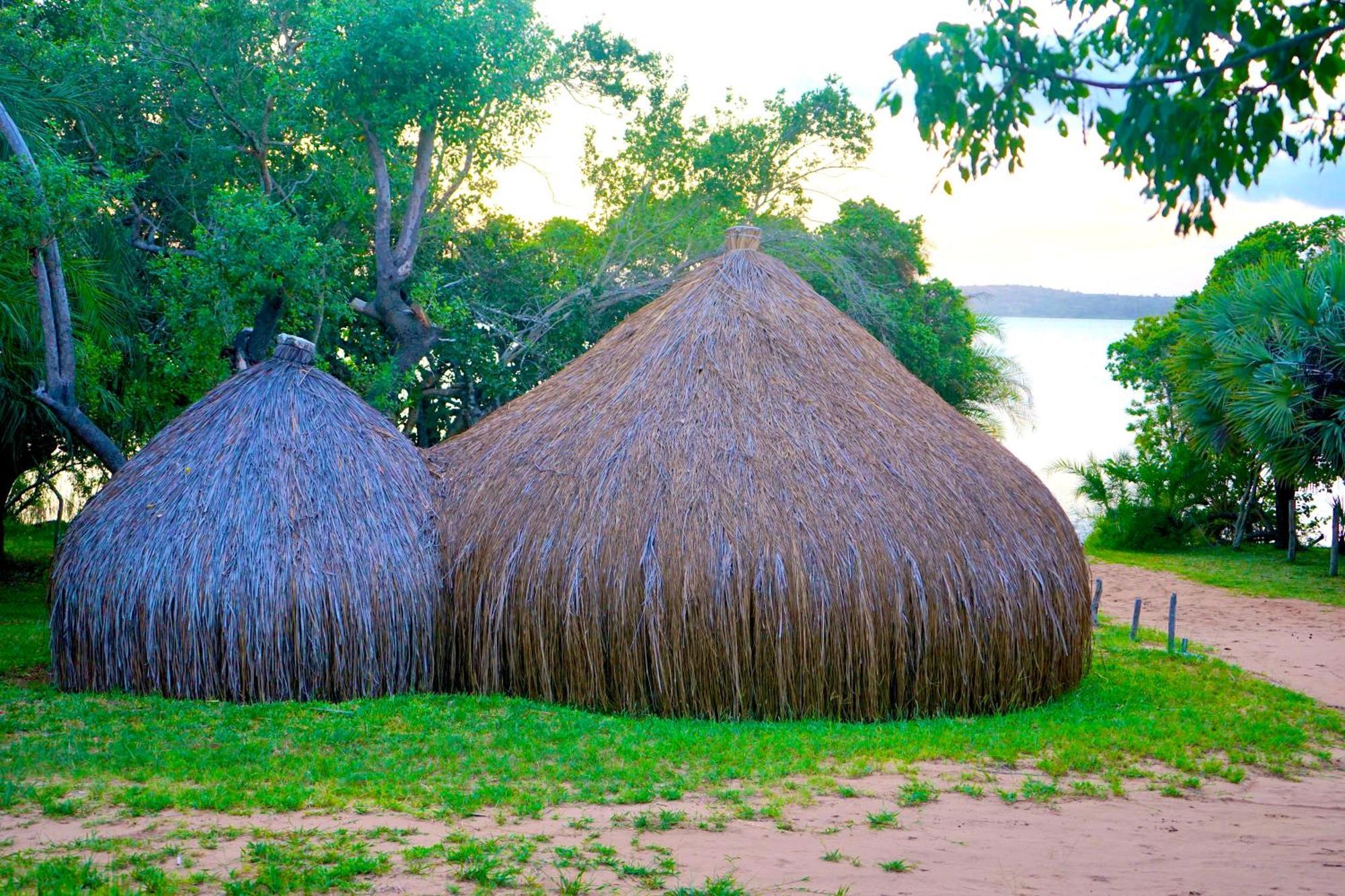 שידנגלי Nhambavale Lodge מראה חיצוני תמונה