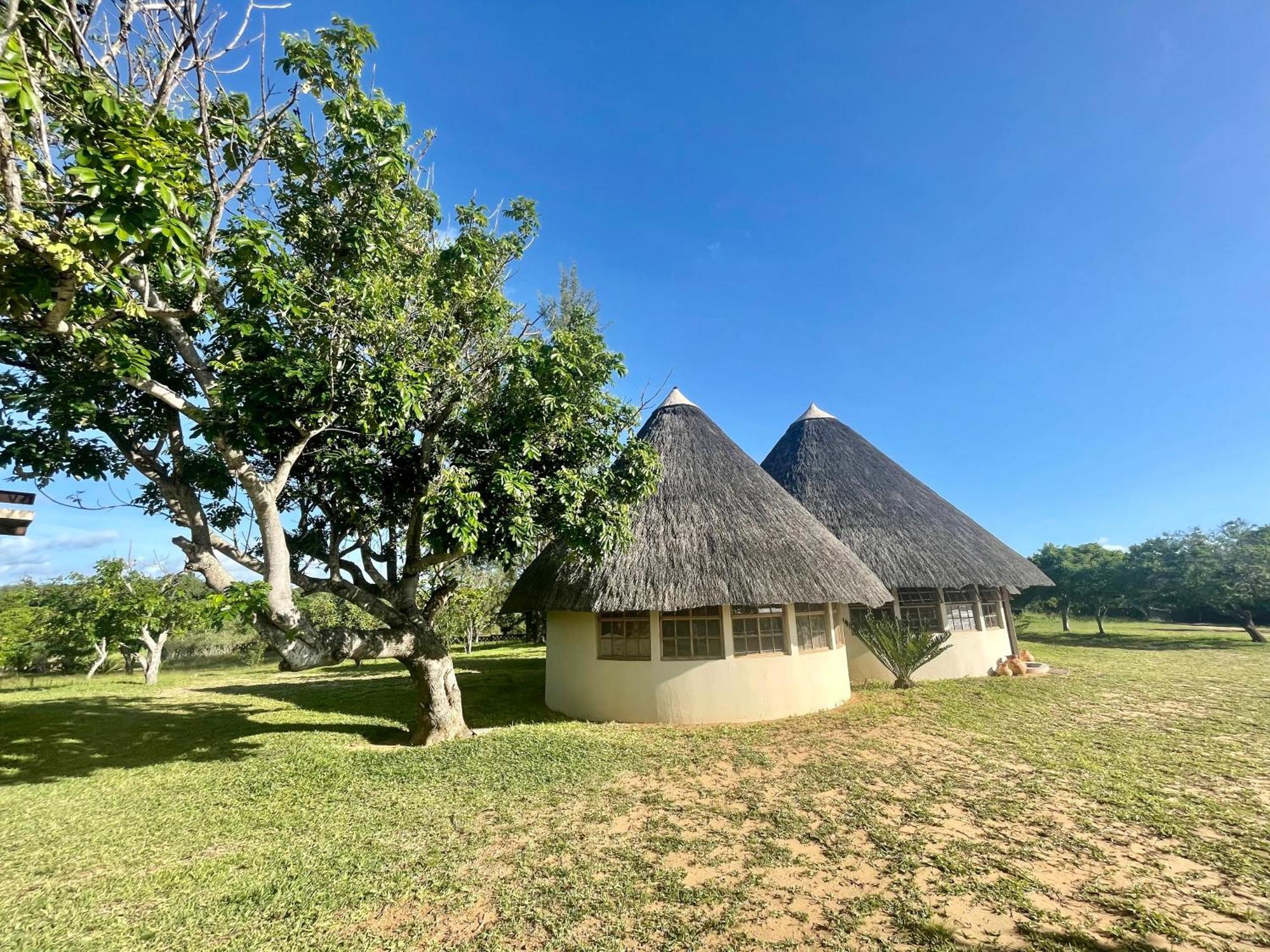 שידנגלי Nhambavale Lodge מראה חיצוני תמונה