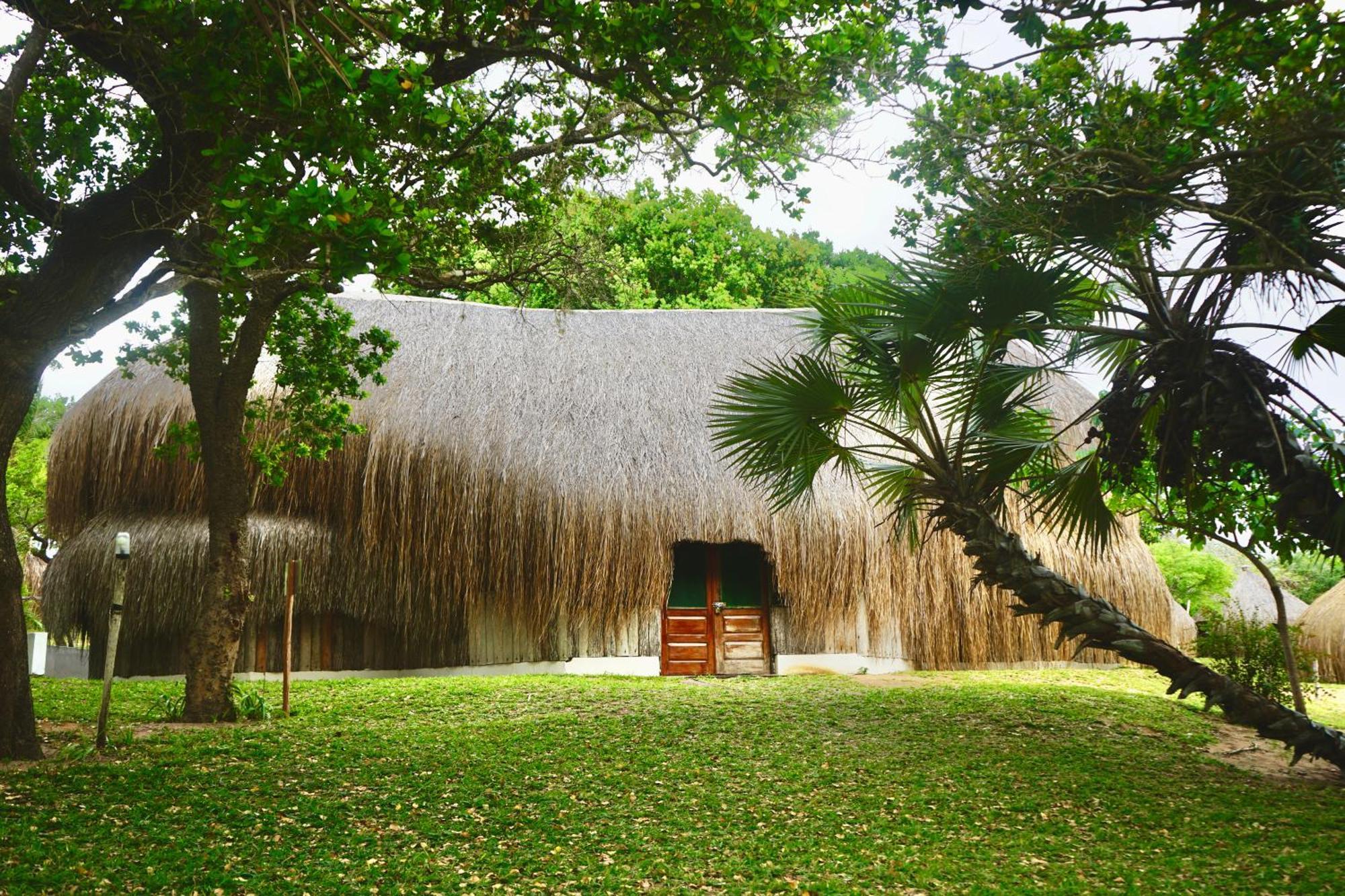 שידנגלי Nhambavale Lodge מראה חיצוני תמונה